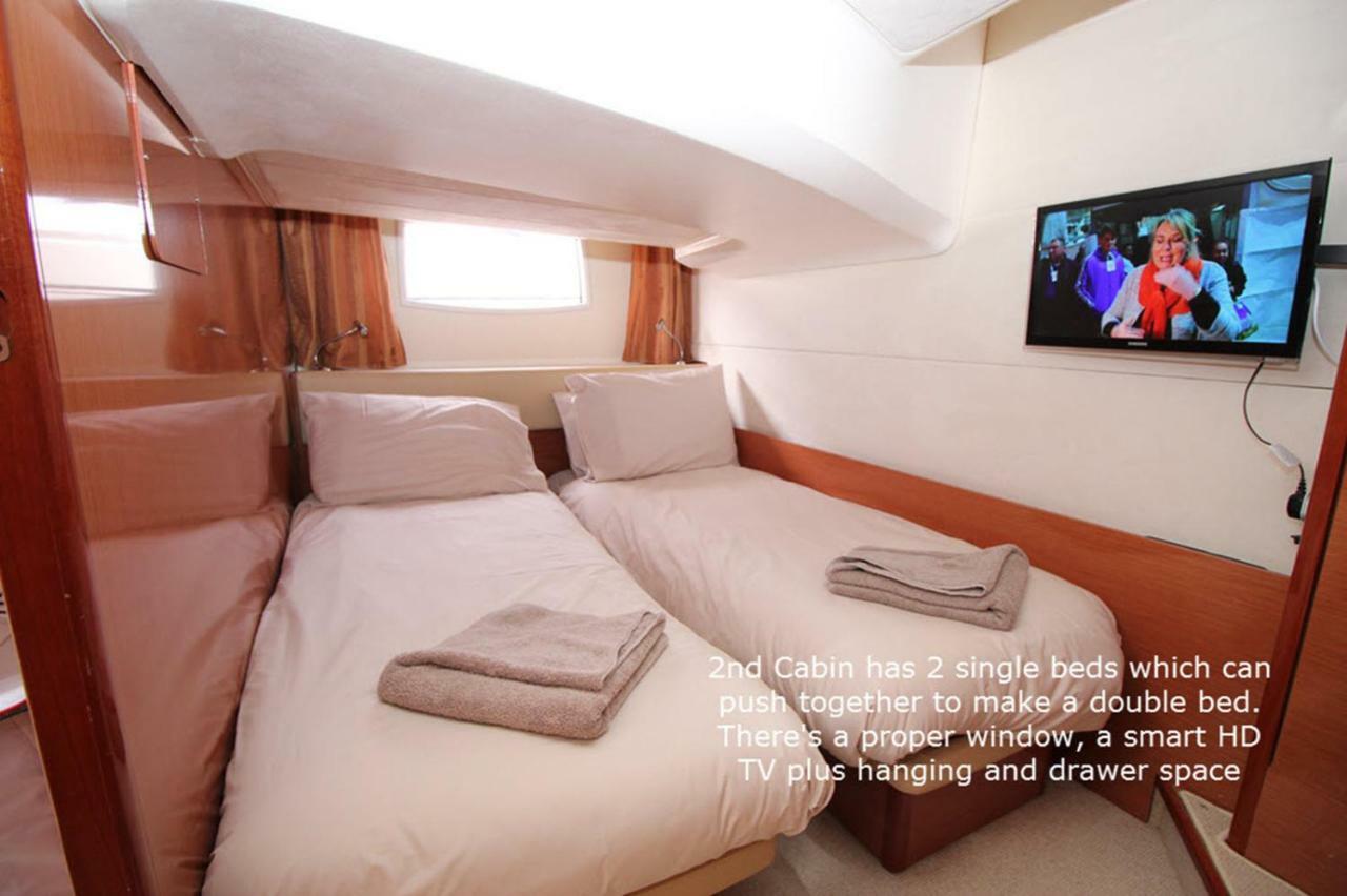 Zen Dog Luxury Motor Yacht Otel Lymington Dış mekan fotoğraf
