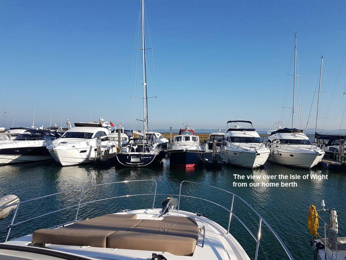 Zen Dog Luxury Motor Yacht Otel Lymington Dış mekan fotoğraf